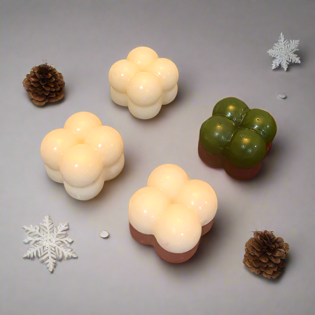 Bubbly Christmas Decor Candle - Set of 4